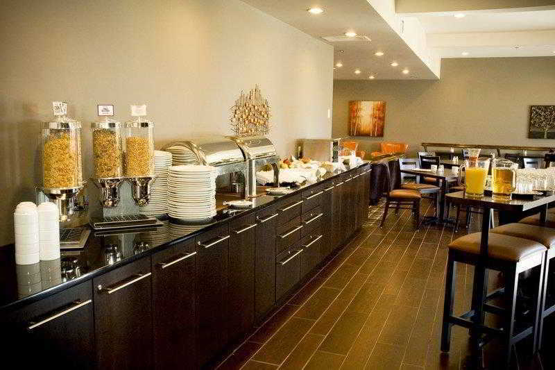 Best Western Plus Bridgewater Hotel & Convention Centre Ресторан фото
